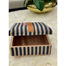 BÜYÜK BOY ÇİZGİLİ DEKORATİF KUTU 