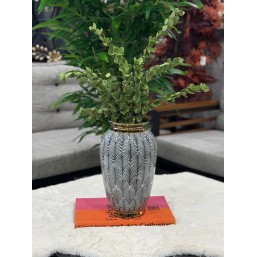 Porselen Çizgi Desenli Altın Yaldızlı Vazo 