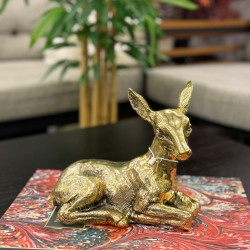 Metal Oturan Pirinç Dekor Geyik