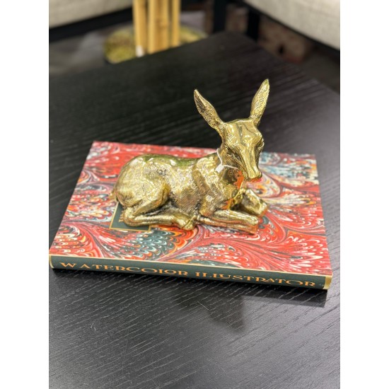 Metal Oturan Pirinç Dekor Geyik