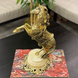 Mermer Kaideli Dekor Şahlanan Pirinç At Biblo