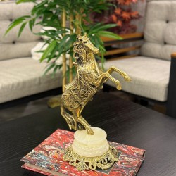 Mermer Kaideli Dekor Şahlanan Pirinç At Biblo