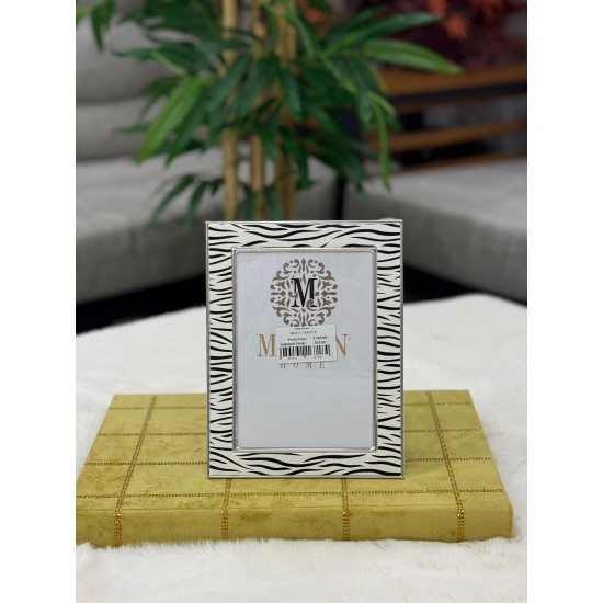 Gümüş Renk Zebra Desen Deri Kenarlı Çerçeve 