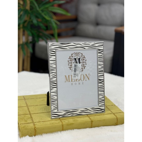 Gümüş Renk Zebra Desen Deri Kenarlı Çerçeve