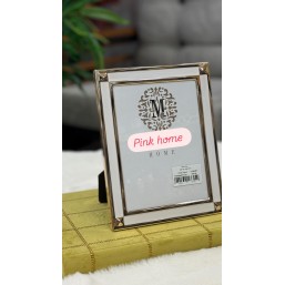 Metal Altın Renk Dekorlu Resim Çerçevesi