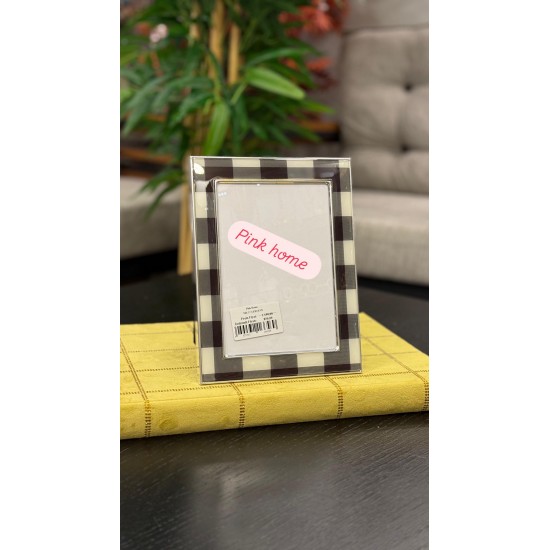 Metal Kasa Ekose Desenli Resim Çerçeve 