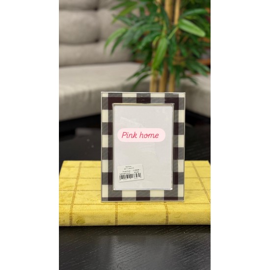 Metal Kasa Ekose Desenli Resim Çerçeve 