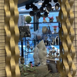 Metal Gold Renk Ferforje Duvar Aynası