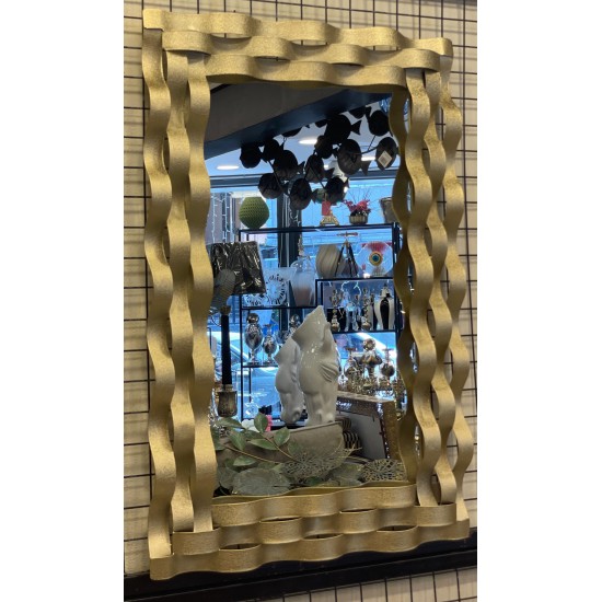 Metal Gold Renk Ferforje Duvar Aynası