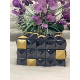 Orta Boy Siyah Altın Küp Dekorlu Kutu